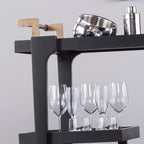 Carrito de bar moderno de mediados de siglo de 3 niveles con imitación de madera, detalles metálicos elegantes y amplio espacio de almacenamiento